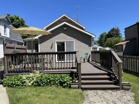 Exterior - 2126 3rd, Bay City, MI 48708 photo 4 of 8
