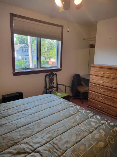 Bedroom - 2126 3rd, Bay City, MI 48708 photo 1 of 2