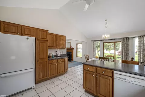 47318 Whippoorwill, Macomb, MI 48044 photo 16