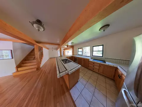 Kitchen - 4385 K, Bark River, MI 49807 photo 1 of 3
