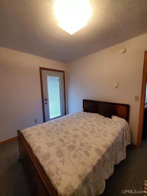 16874 E Pointe, Wetmore, MI 49895 photo 22