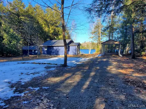 16874 E Pointe, Wetmore, MI 49895