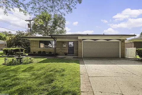 29429 Orvylle, Warren, MI 48092