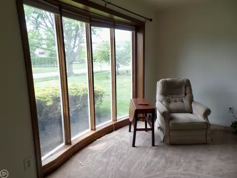 Living - 47100 Blossom, Macomb, MI 48044 photo 1 of 7