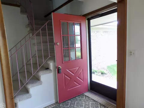 Entry Way - 47100 Blossom, Macomb, MI 48044 photo 1 of 3