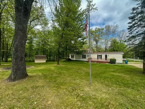 1817 N Pratt Lake Rd, Gladwin, MI 48624 photo 4