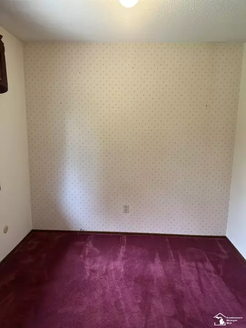 Bedroom - 2057 W Stateline, Temperance, MI 48182 photo 4 of 4