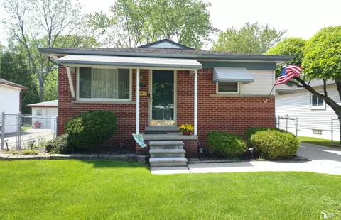 12378 Hipp St, Taylor, MI 48180