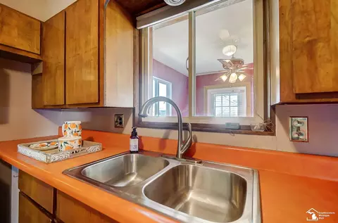 150 Arbor, Monroe, MI 48162 photo 16