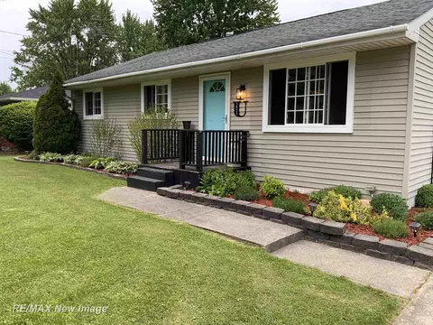 3855 Mack, Saginaw, MI 48601