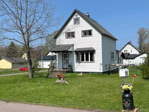 46511 Maple, Dodgeville, MI 49921