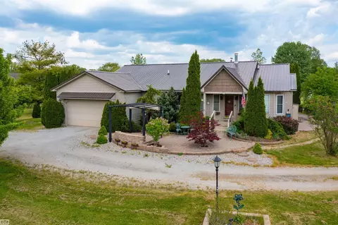 254 Holmes, Allenton, MI 48002