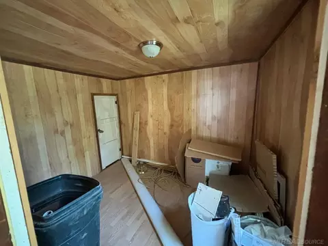 2131 Weaver, Ubly, MI 48475 photo 5