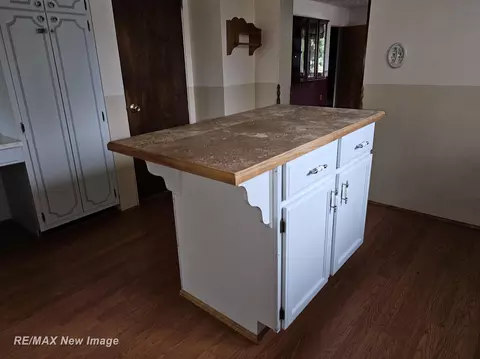 Kitchen - 203 Bacon, Bad Axe, MI 48413 photo 5 of 5
