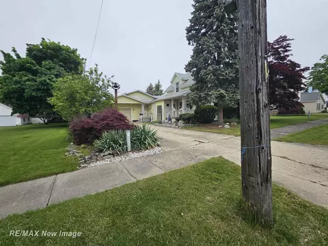 Exterior - 203 Bacon, Bad Axe, MI 48413 photo 2 of 27