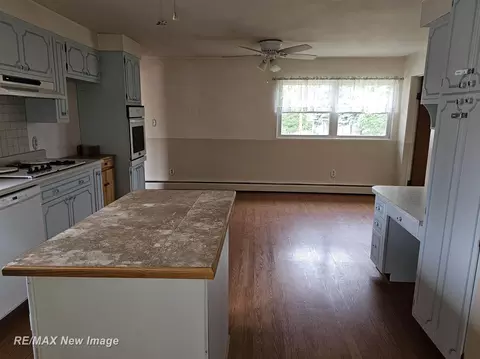 Kitchen - 203 Bacon, Bad Axe, MI 48413 photo 3 of 5