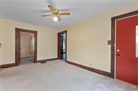 808 Chestnut, Adrian, MI 49221 photo 2