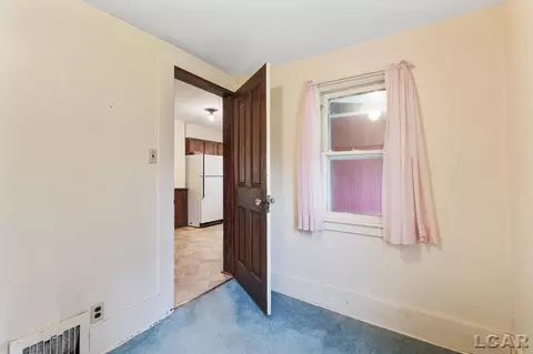808 Chestnut, Adrian, MI 49221 photo 13