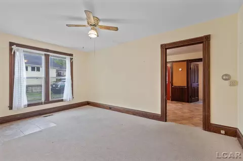 808 Chestnut, Adrian, MI 49221 photo 4