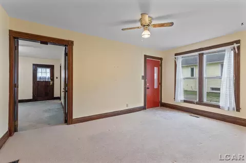 808 Chestnut, Adrian, MI 49221 photo 5