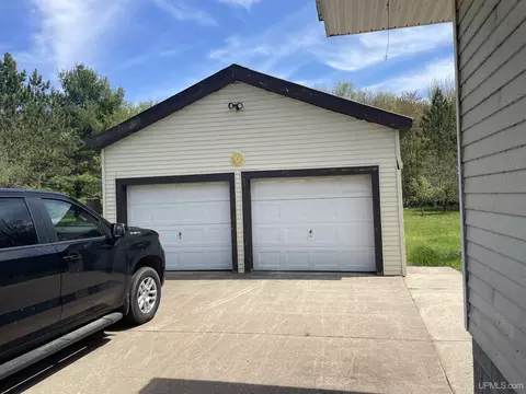 N5744 County Rd H15, Shingleton, MI 49884 photo 3
