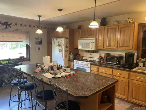 N5744 County Rd H15, Shingleton, MI 49884 photo 12
