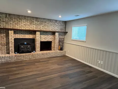 Living - 70160 Hicks, Armada, MI 48005 photo 3 of 4