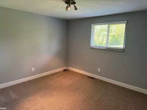 Bedroom - 70160 Hicks, Armada, MI 48005 photo 2 of 3
