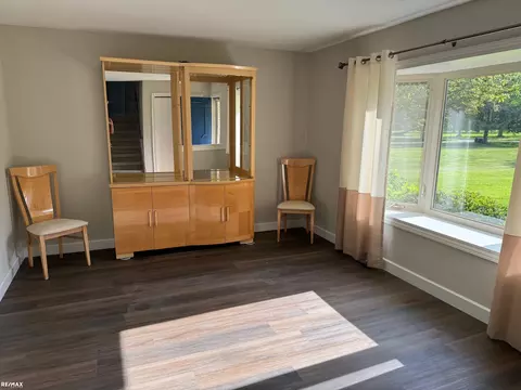 Living - 70160 Hicks, Armada, MI 48005 photo 2 of 4