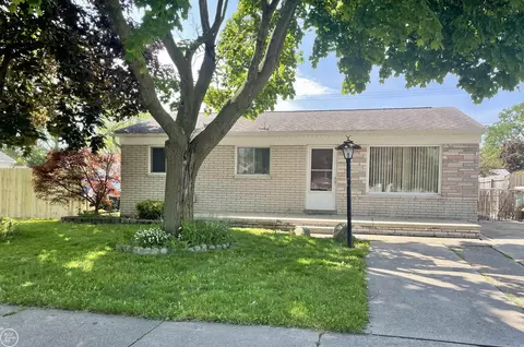 20194 Stafford, Clinton Township, MI 48035