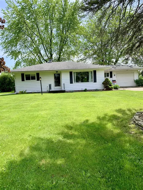 10765 Peet, Chesaning, MI 48616