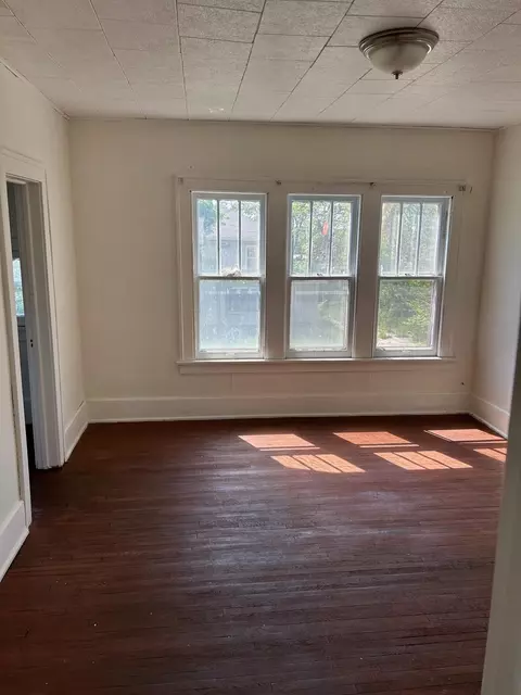 Living - 201 E Hamilton, Flint, MI 48505 photo 3 of 3