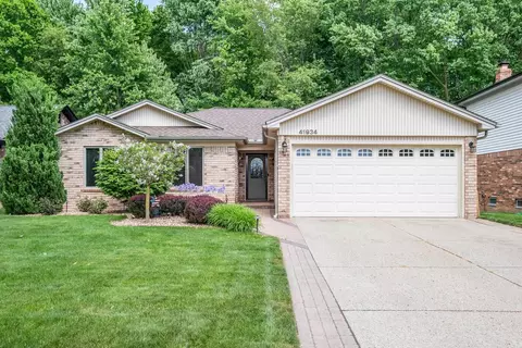 41934 Duxbury, Sterling Heights, MI 48313