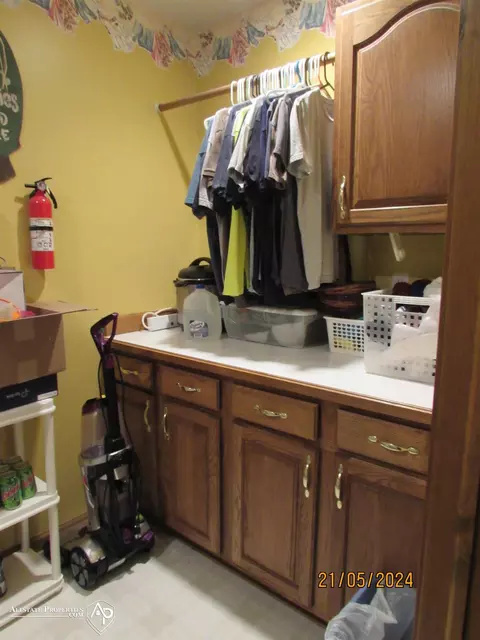 Other - 8025 E Potter, Davison, MI 48423 photo 3 of 13