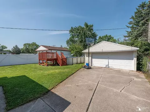 9780 Cass, Taylor, MI 48180 photo 26