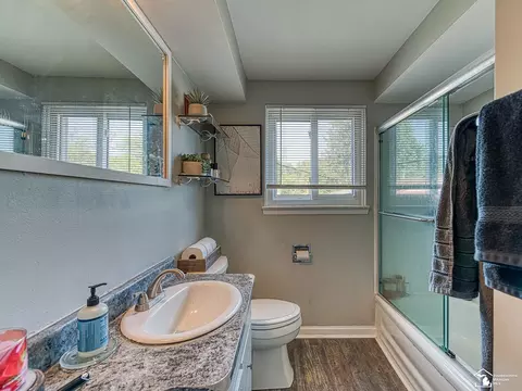 9780 Cass, Taylor, MI 48180 photo 18