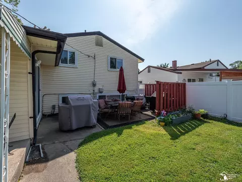 9780 Cass, Taylor, MI 48180 photo 29