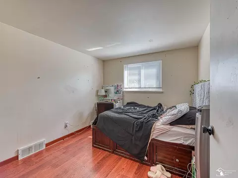 9780 Cass, Taylor, MI 48180 photo 17