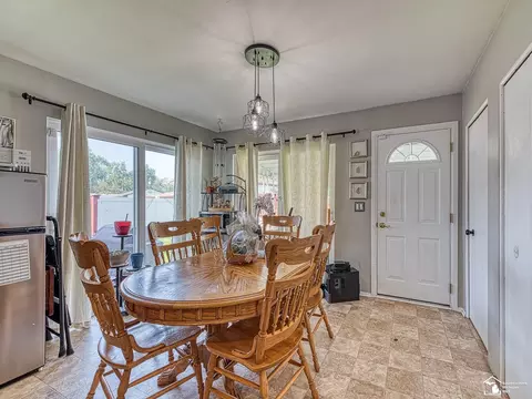 9780 Cass, Taylor, MI 48180 photo 5