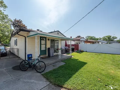 9780 Cass, Taylor, MI 48180 photo 27