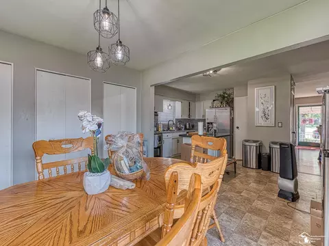 9780 Cass, Taylor, MI 48180 photo 8
