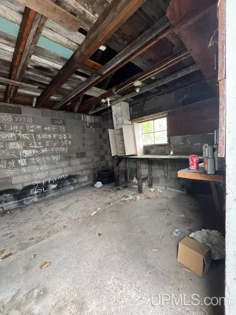 308 Spruce, Munising, MI 49862 photo 23