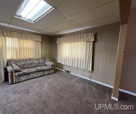 308 Spruce, Munising, MI 49862 photo 2