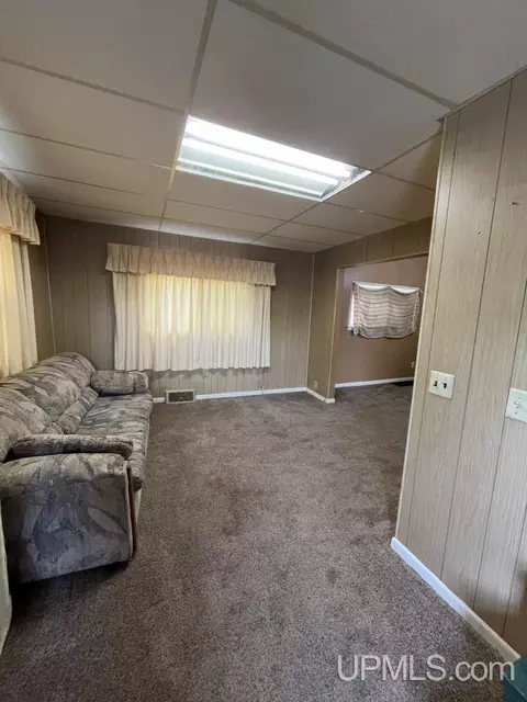 308 Spruce, Munising, MI 49862 photo 3