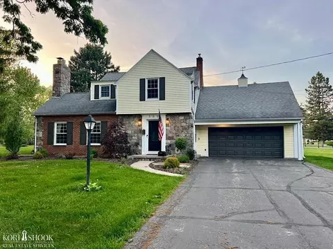 300 W North, Owosso, MI 48867