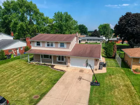 37530 Ladue, Clinton Township, MI 48036