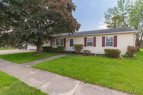 1130 Lowe, Adrian, MI 49221