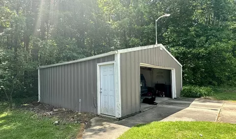 11722 E Lansing, Durand, MI 48429 photo 32