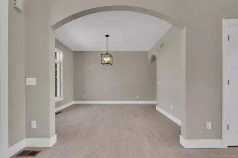 49242 Langford, Macomb, MI 48044 photo 3