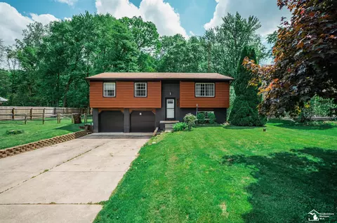 8418 Keitha, Lambertville, MI 48144